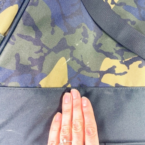 Dakine Cascade camouflage ski snow boot bag 30L New with Tags - Picture 8 of 10